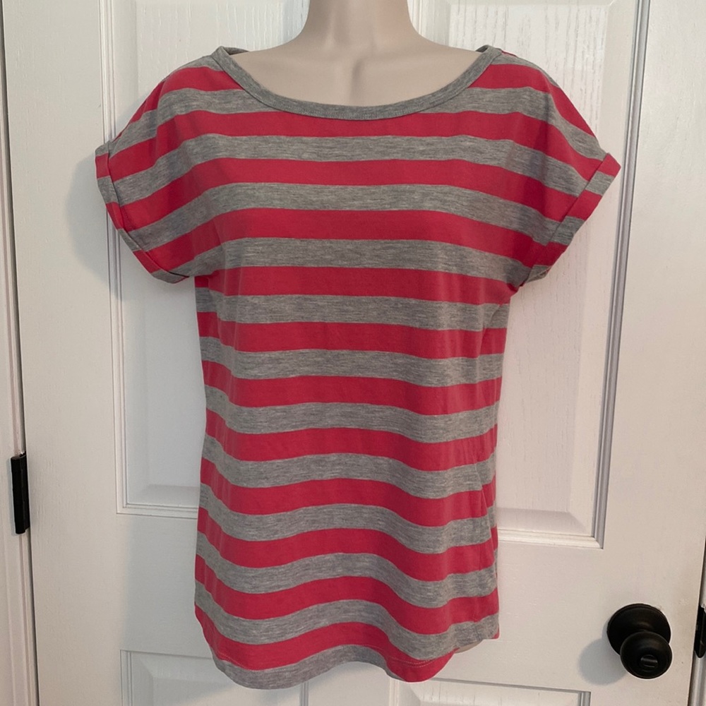 Women’s striped cap sleeve top